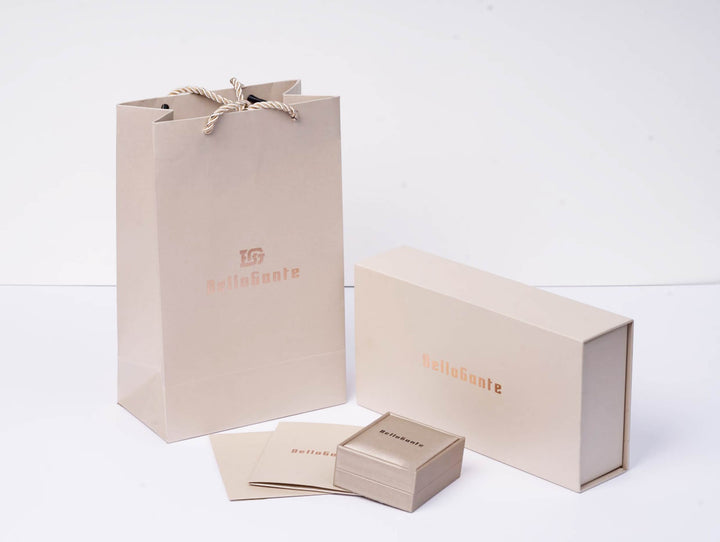 Personalized Diamond Arabic Name Necklace Packaging